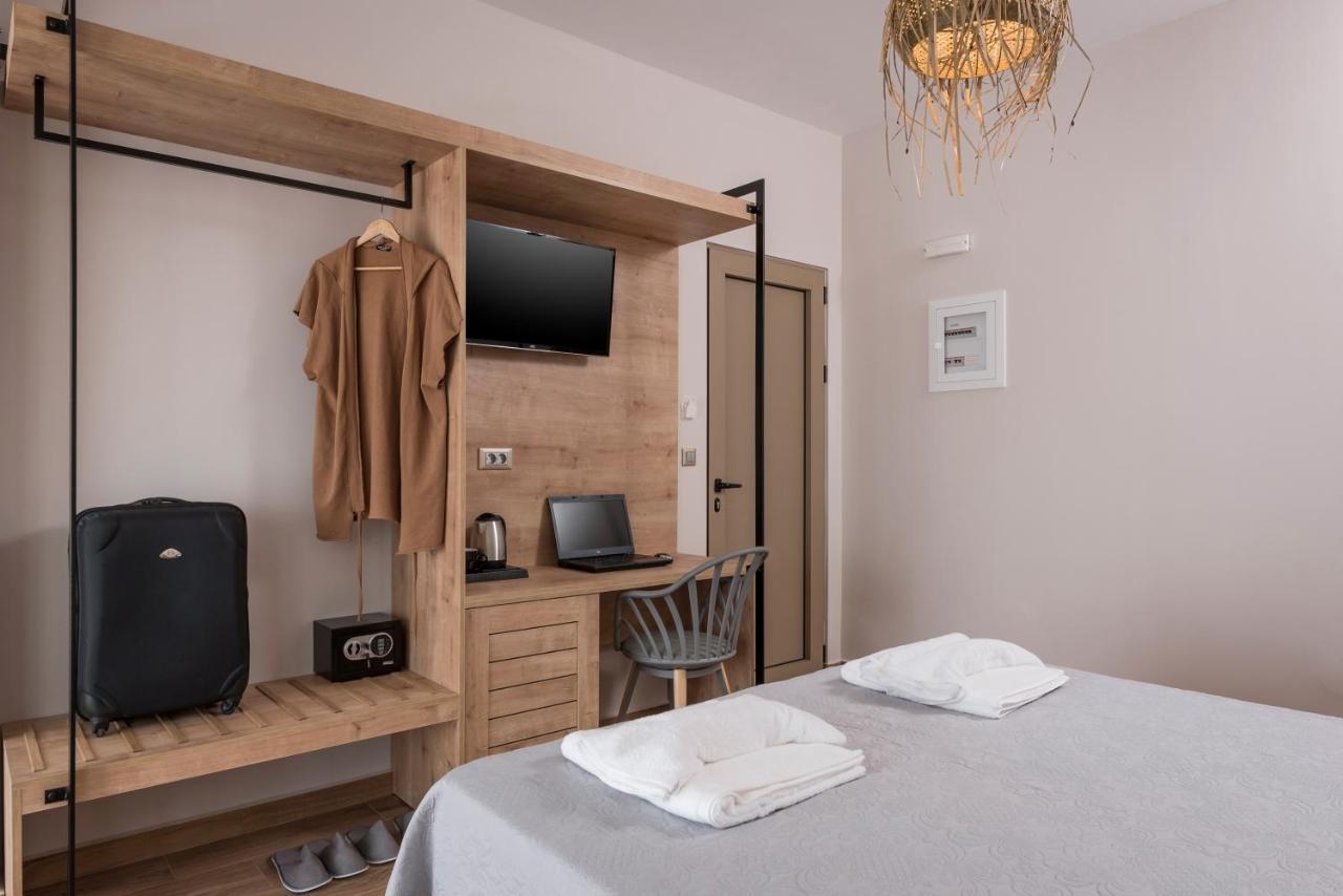 Aequor Luxury Rooms & Apartments 加藤-达拉特索 外观 照片